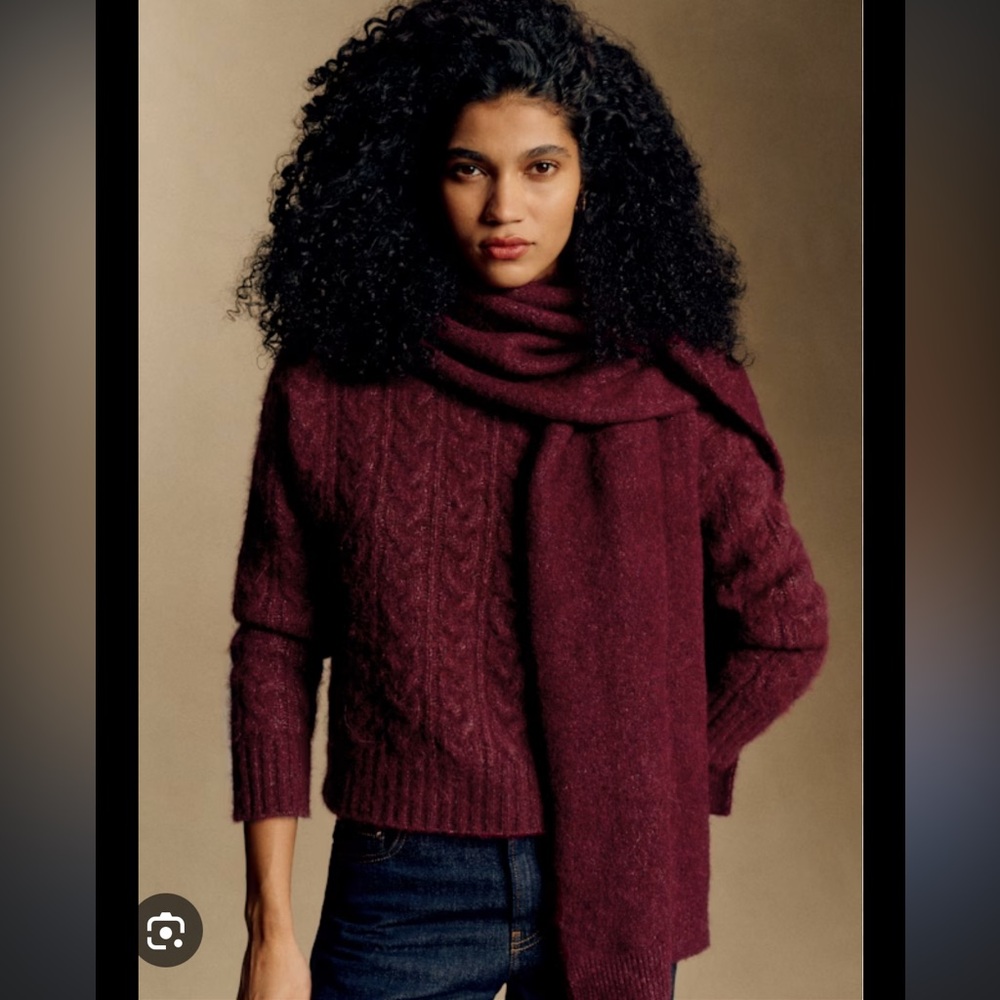 Sezane Marianne Scarf in Burgundy